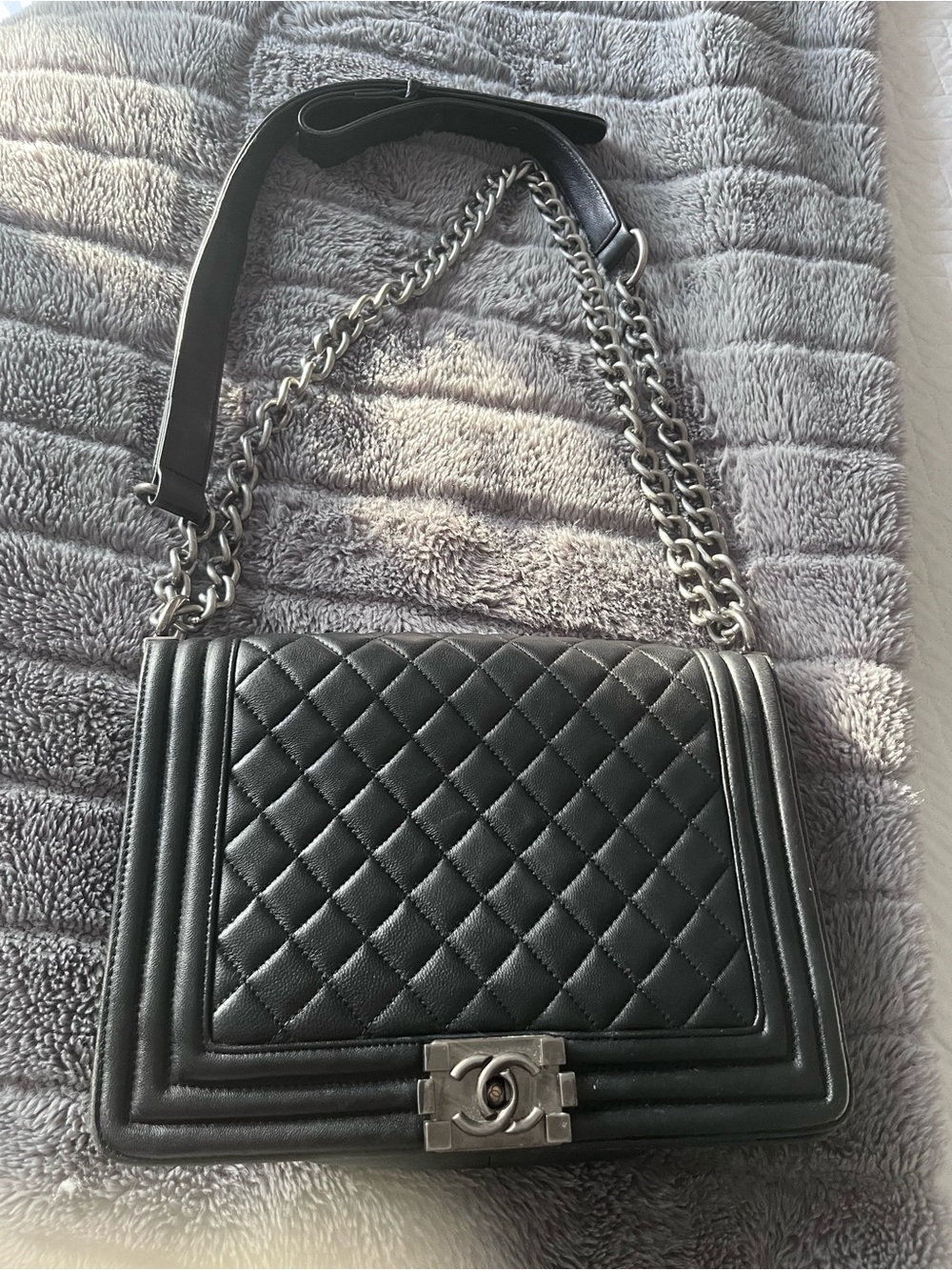 Black Quilted Leather Chain Shoulder Bag - Designer Style  🖤inspired